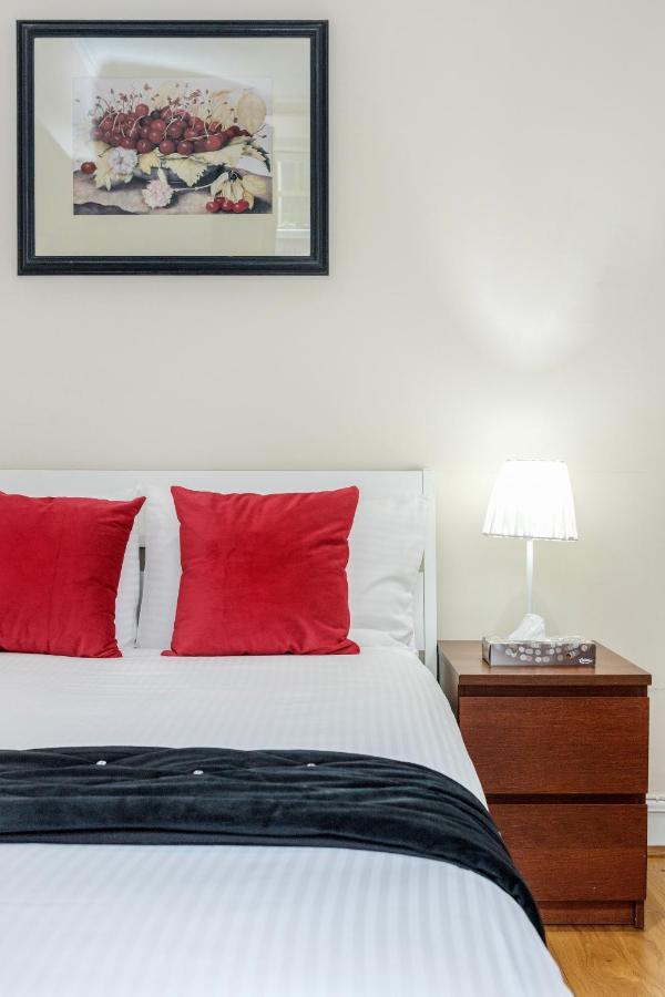 לונדון Oxford Street Homestay מראה חיצוני תמונה