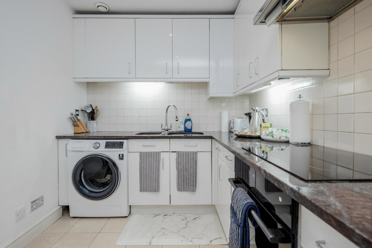 לונדון Oxford Street Homestay מראה חיצוני תמונה