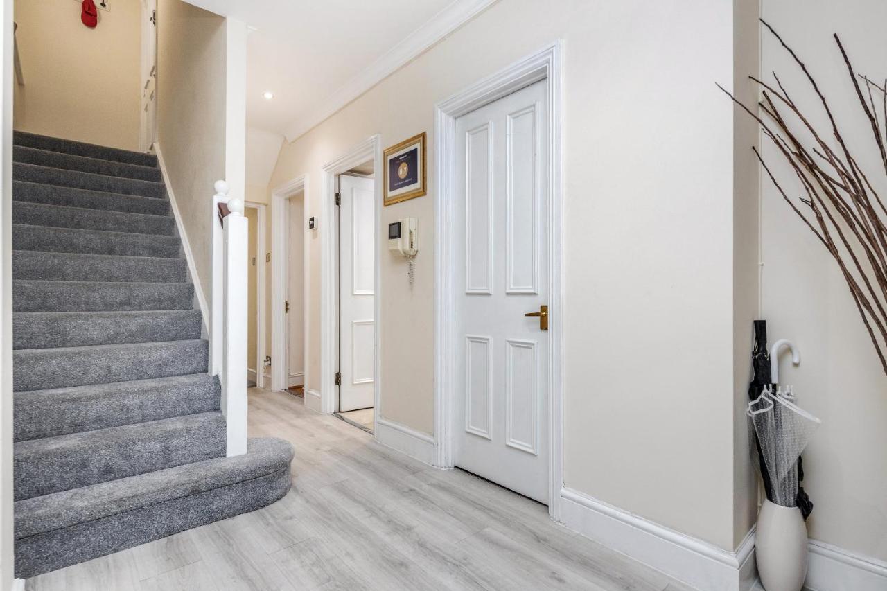 לונדון Oxford Street Homestay מראה חיצוני תמונה