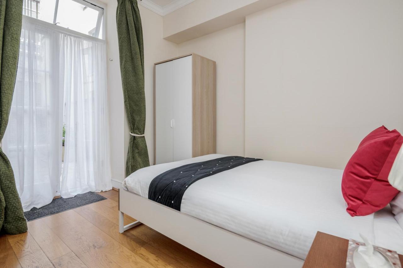 לונדון Oxford Street Homestay מראה חיצוני תמונה