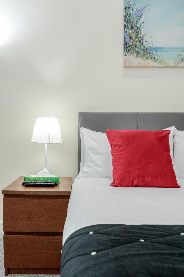 לונדון Oxford Street Homestay מראה חיצוני תמונה