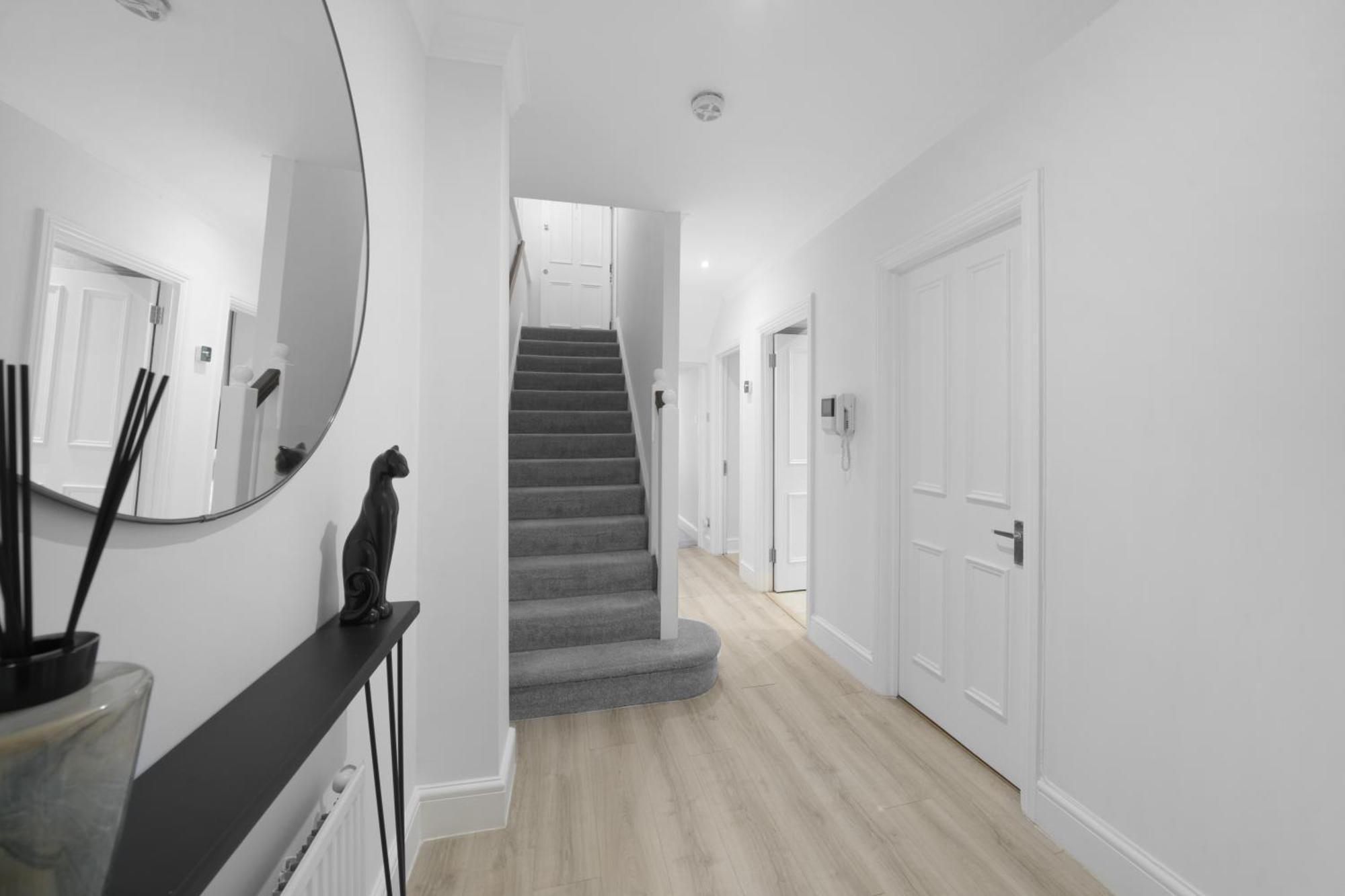 לונדון Oxford Street Homestay מראה חיצוני תמונה